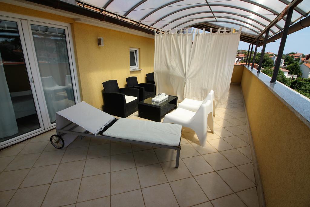 Villa Ambiente Pjescana Uvala Exterior photo